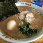 Ramen Rokkakuya - 中盛ラーメン・味玉 Lineクーポン使用で
                850円⇨750円