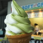 朝搾りソフトクリーム titi 藤井牧場 - 