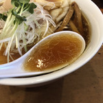 中華そば しば田 - 鴨と地鶏のスープ