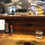 中華そば しば田 - カウンター