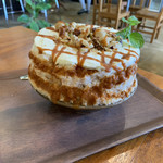 つばめ氷菓店 - 塩キャラメルナッツマスカルポーネ
