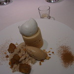 レストラン タテル ヨシノ - デセール／マロンのエクラゼに軽やかなメレンゲを添えて