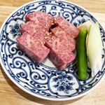 炭火焼肉ホルモン 横綱三四郎 - 