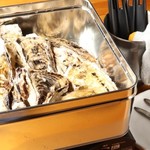 活魚酒場 魚虎 - 「ガンガン焼」（公式情報より）　牡蠣は宮城県産