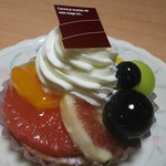 Patisserie petit-grand - タルトフリュイ