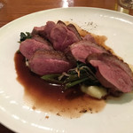 PESCA - 高級食材のシャラン鴨のロースト、￥3,600は相当お値打ちですね