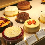 Café-Bistro Dallmayr - ショーケース