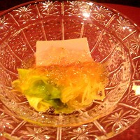 時に団欒 - 先付（トマト豆腐、野菜素麺？　ジュレがけ）