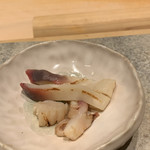 鮨 由う - 網走産沖ほっき貝の炙り 胡椒で