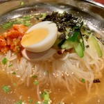 焼肉こぶた - 冷麺(¥880)