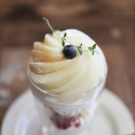 ソーグッドコーヒー&ベイク - 桃＆タルトパフェ☆