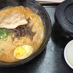 味千ラーメン 中城ハイウェイショップ上り店