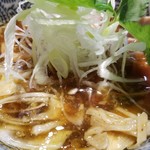 中華つけそば 健優 - つけ汁・アップ。
