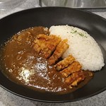 肉の万世 - パーコーカレー（1050円）