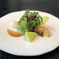 ラ・ボンヌターブル - 