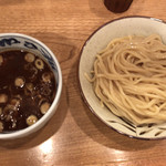 江戸前つけ麺　サスケ - 江戸前つけ麺(中)¥830
