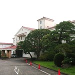 川奈ホテルゴルフコース 大島コース 売店 - ホテル入口