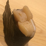 すが弥 - 北海道産の小柱。丸山？の青混ぜの海苔で