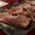 焼肉赤身にくがとう - 