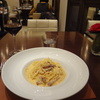 サバティーニ・ディ・フィレンツェ - 料理写真:パンテェッタとこだわり卵のカルボナーラ（少量サイズ）、赤ワイン（グラス）