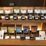 ネルソンズ ティー - 上段から基本となる７産地の茶葉