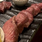 焼肉赤身にくがとう - 