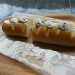 ベーカリー＆テーブル 東府や 足湯カフェ - ラムレーズンクリーム