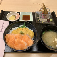 函館うに むらかみ 日本生命札幌ビル店 - 