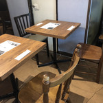 ミニヨン　坂ノ上 - 店内