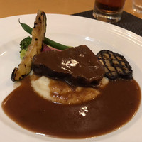 セサンパ - 牛ほほの煮込み