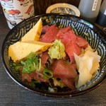 Gohandokoro Ishii - 鮪丼¥800