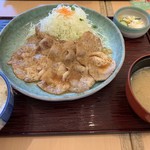 Katsutoshi - しょうが焼き定食