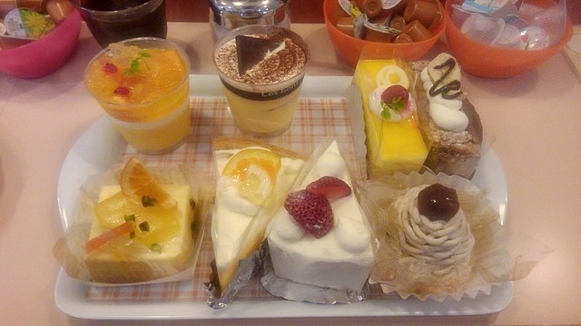 ケーキバイキングを楽しみました By ヒロポンポコリン カトレア 新十条店 椥辻 ケーキ 食べログ ケーキバイキングを楽しみました By ヒロポンポコリン カトレア 新十条店 椥辻 ケーキ 食べログ