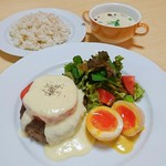 お肉とワイン 采 - グラスフェッドビーフと太郎ポークのハンバーグランチ