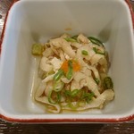 新三浦 - 突き出しの鶏皮ポン酢