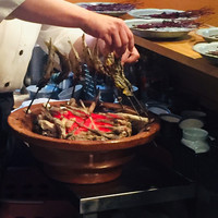 浅草じゅうろく - 鮎、仕上げ中