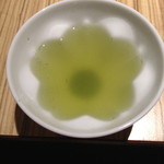 大阪屋 - 花の形をした湯のみ