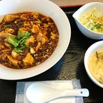 中国料理 恵莉華 - 麻婆豆腐丼