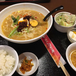 酒菜 刀削麺 - ランチ 担々刀削麺セット