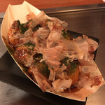 本家 大たこ - たこ焼き10個 700円