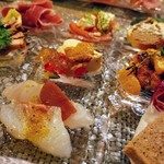 創作イタリアン Gemelli - 白身魚の上にのっているのは、カラスミ(ﾟДﾟ)!!