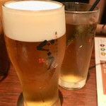 炭火焼ホルモン ぐう - 生ビール 600円 ジンジャーエール 350円