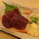 屋台居酒屋 大阪 満マル - 馬刺し　590円