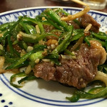 大衆中遊華食堂 八戒 - ミスジの青椒肉絲