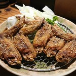 鳥良 大宮 - 手羽先唐揚    480円