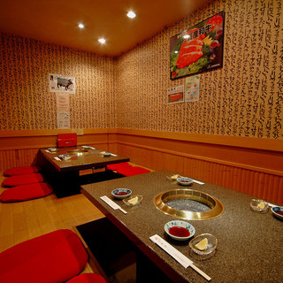 A semi-private room with a sunken kotatsu that can seat up to 13 people.