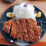 Tonkatsu Tamafuji - 熟成ロースかつ定食 180g 1440円