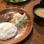 びっくりドンキー - レギュラーハンバーグデッシュ