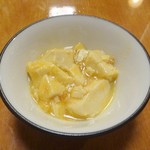 やきとり割烹花夏彩 - お通しの麻婆豆腐