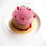 アイコニック - 苺のミルフィーユ